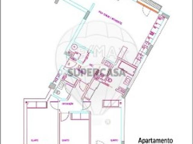 Apartamento T3 em Alcântara