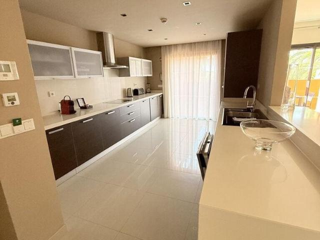 Apartamento T3 em Alcantarilha e Pêra de 137,00 m² 137m² Alcantarilha e Pêra