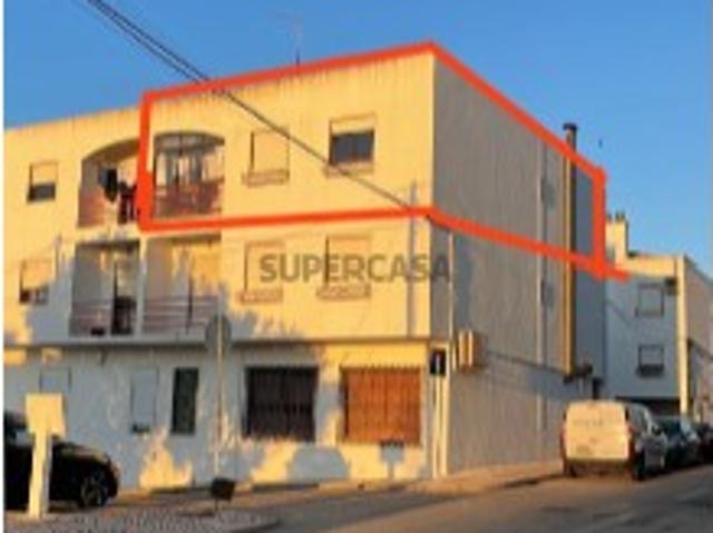 Apartamento T3 em Alenquer Santo Estêvão e Triana