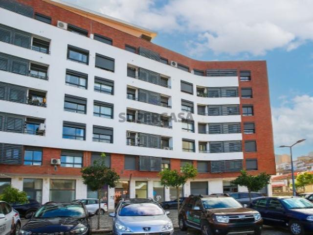 Apartamento T3 em Alenquer Santo Estêvão e Triana