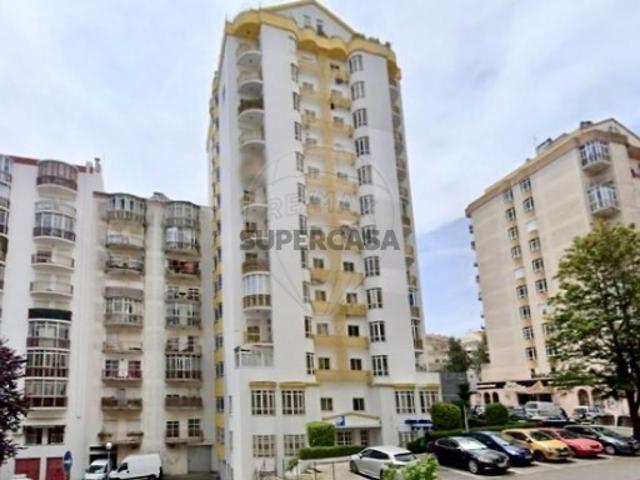 Apartamento T3 em Algueirão Mem Martins