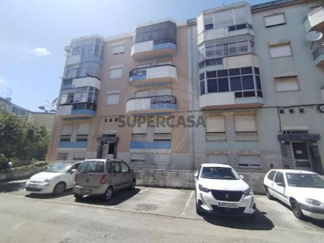 Apartamento T3 em Algueirão Mem Martins