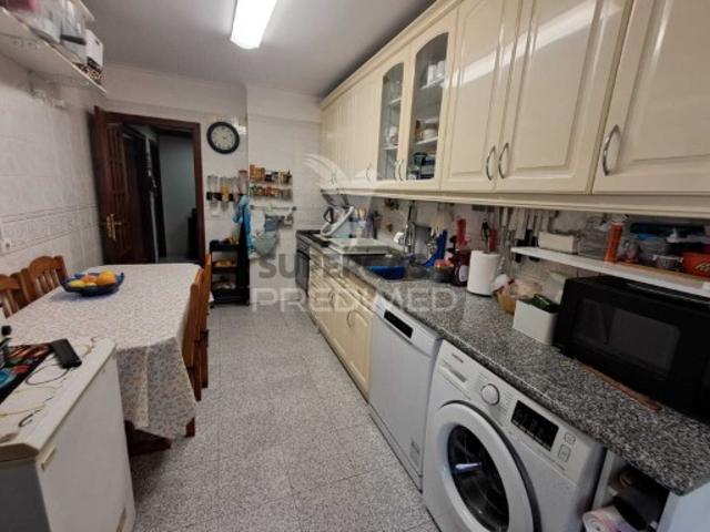 Apartamento T3 em Algueirão Mem Martins