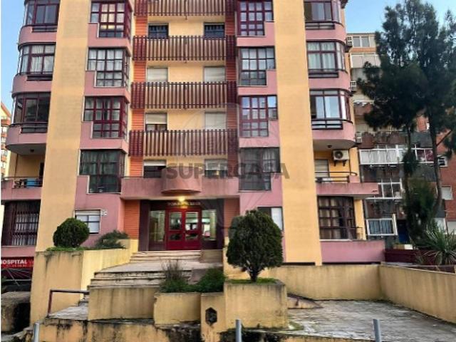 Apartamento T3 em Algueirão Mem Martins