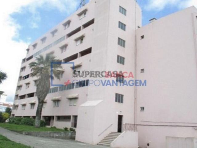 Apartamento T3 em Algueirão Mem Martins