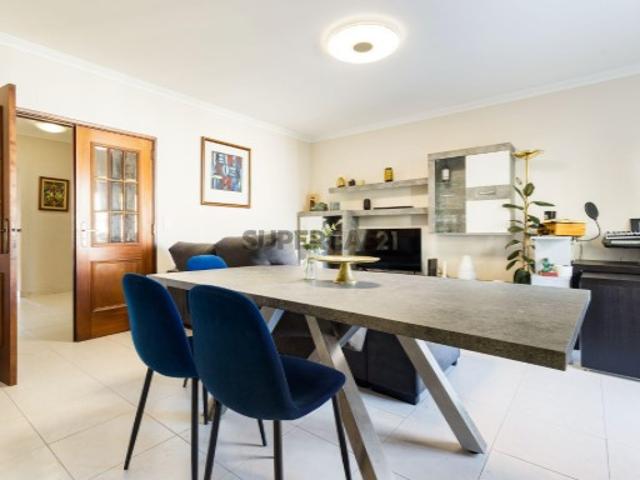 Apartamento T3 em Algueirão Mem Martins, Sintra