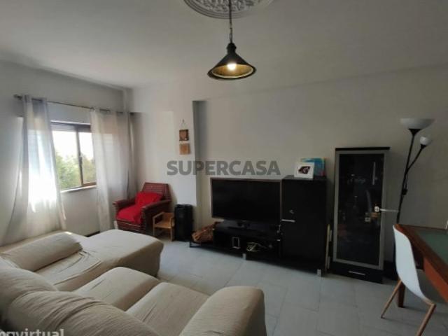 Apartamento T3 em Alhandra, São João dos Montes e Calhandriz