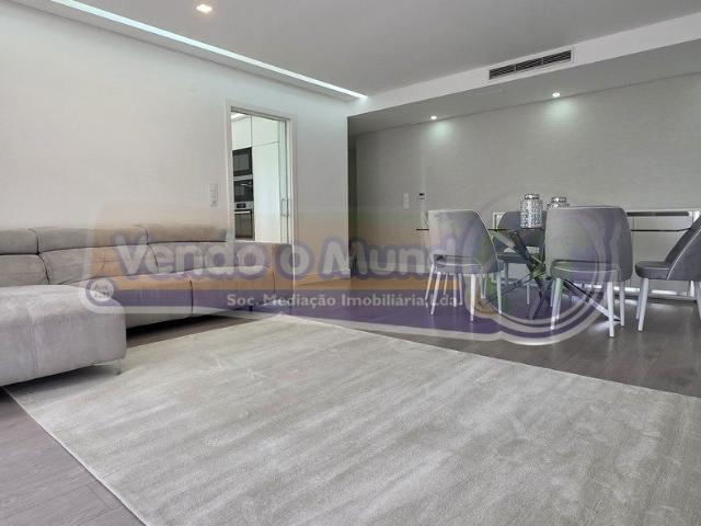 Apartamento T3 em Alverca ALV265