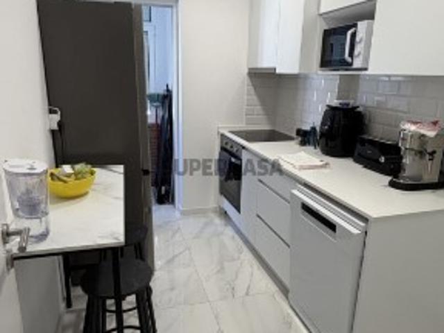 Apartamento T3 em Alverca do Ribatejo e Sobralinho