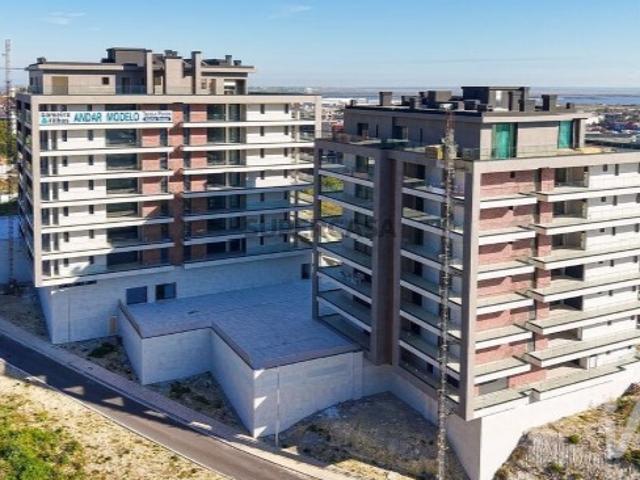 Apartamento T3 em Alverca do Ribatejo e Sobralinho de 196,00 m²