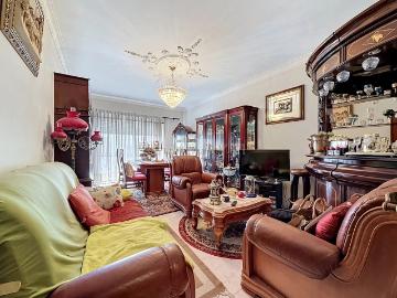 Apartamento T3 em Amora, Seixal Oportunidade Única!
