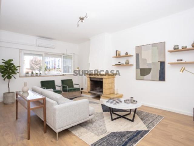 Apartamento T3 em Arrentela