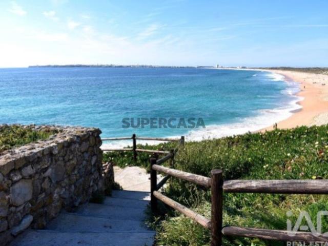 Apartamento T3 em Atouguia da Baleia de 115,00 m²
