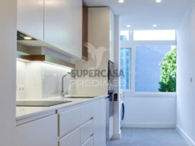Apartamento T3 em Avenidas Novas