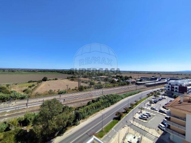 Apartamento T3 em Azambuja