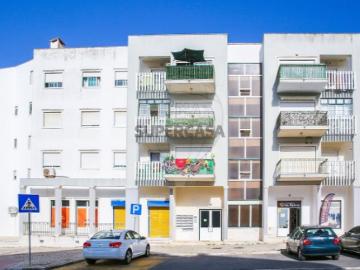 Apartamento T3 em Azambuja