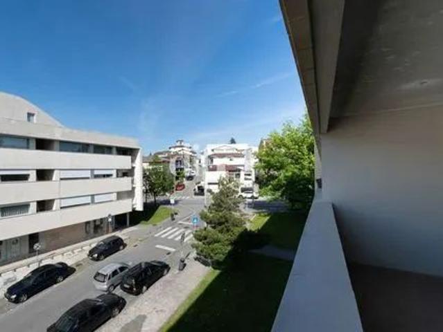 Apartamento T3 em Azurém