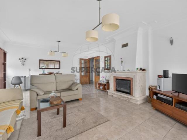 Apartamento T3 em Barreiro e Lavradio