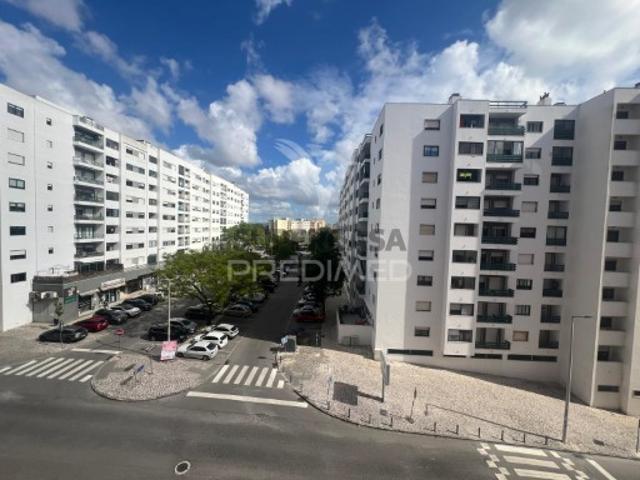 Apartamento T3 em Barreiro e Lavradio