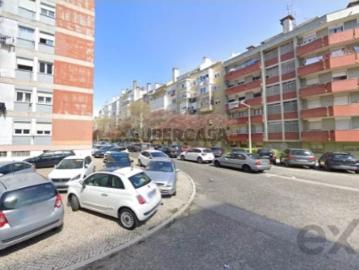Apartamento T3 em Benfica