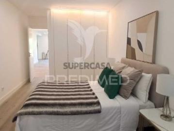 Apartamento T3 em Benfica