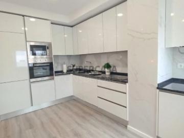 Apartamento T3 em Benfica