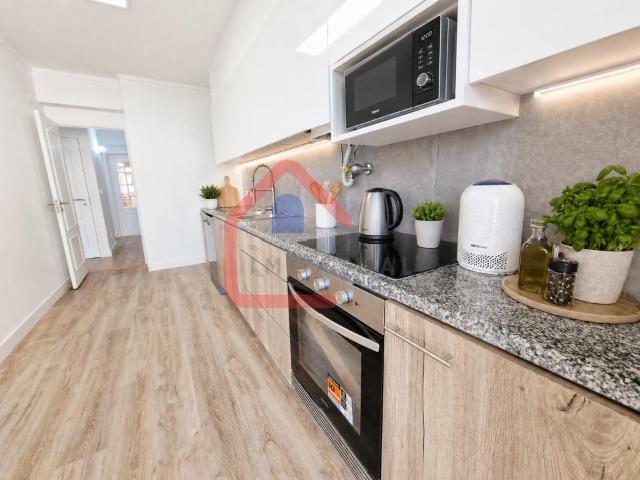 Apartamento T3 em Benfica