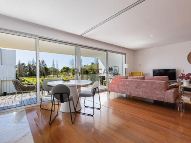 Apartamento T3 em Belas