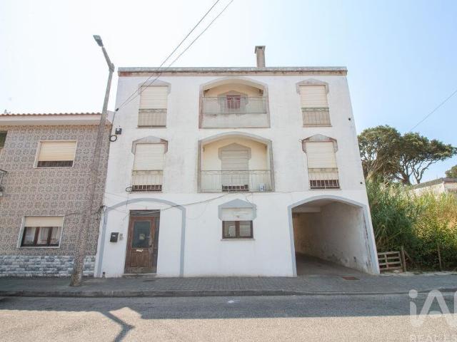 Apartamento T3 em Bombarral e Vale Covo