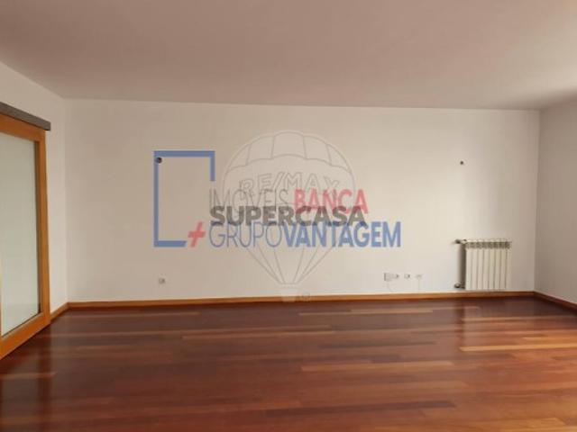 Apartamento T3 em Bonfim