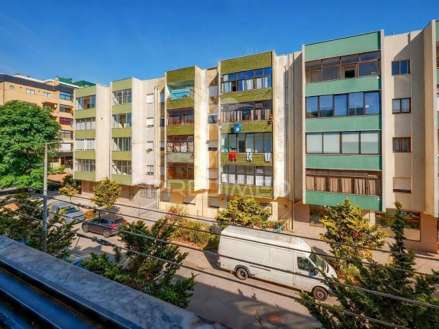 Apartamento T3 situado próximo da Avenida da Liberdade