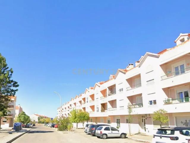 Apartamento T3 em Brejos de Azeitão