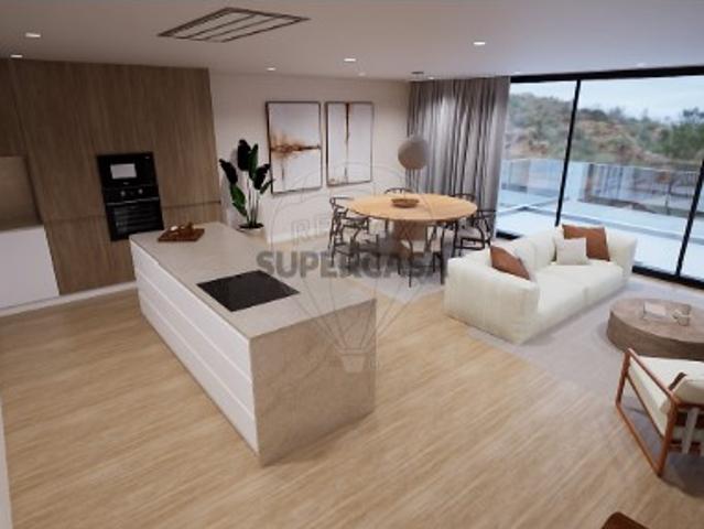 Apartamento T3 em Câmara de Lobos