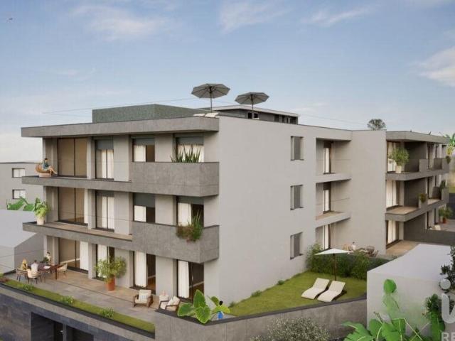 Apartamento T3 em Câmara de Lobos de 141,00 m² 141m² Câmara De Lobos