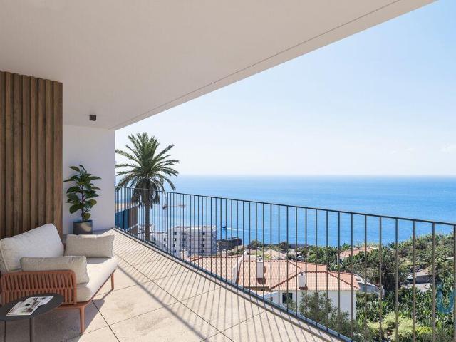 Apartamento T3 em Câmara de Lobos de 154,00 m² 154m² Câmara De Lobos