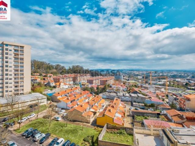 Apartamento T3 em Campanhã