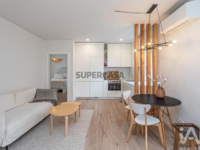 Apartamento T3 em Campolide