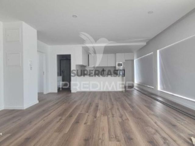 Apartamento T3 em Cabanelas