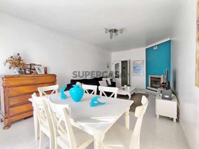 Apartamento T3 em Cacém e São Marcos