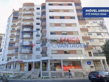 Apartamento T3 em Cacém e São Marcos