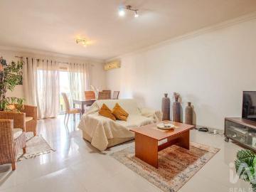 Apartamento T3 em Cadaval e Pêro Moniz de 173 m²