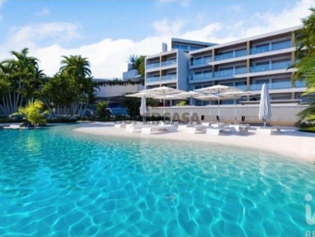 Apartamento T3 em Calheta de 208,00 m²