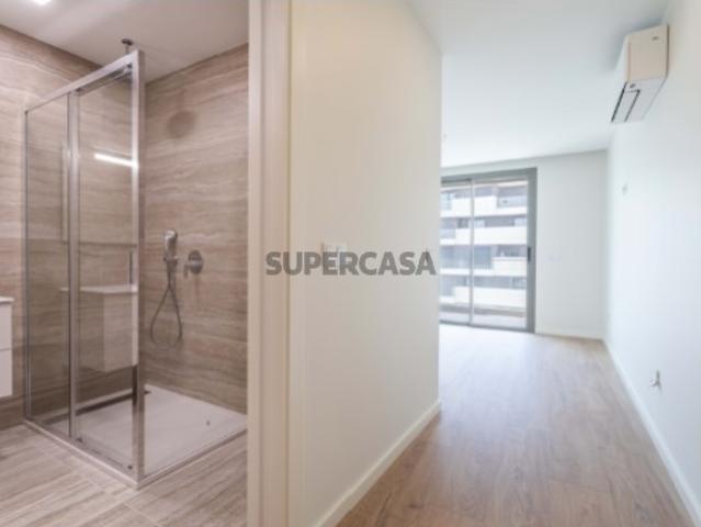 Apartamento T3 em Carnaxide, Oeiras