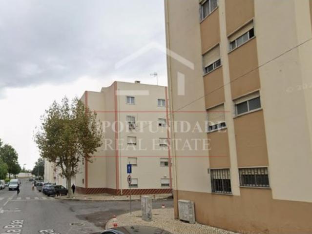 Apartamento T3 em Carregado Alenquer