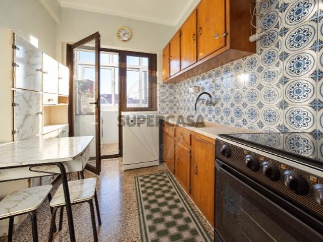 Apartamento T3 em Carregado e Cadafais
