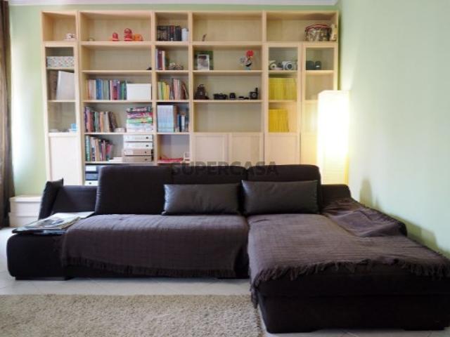 Apartamento T3 em Carregado e Cadafais
