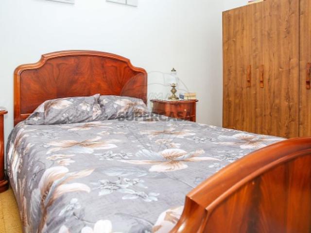 Apartamento T3 em Carregado e Cadafais
