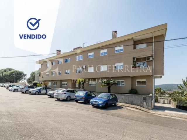 Apartamento T3 em Cavalões