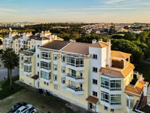 Apartamento T3 em Charneca de Caparica e Sobreda