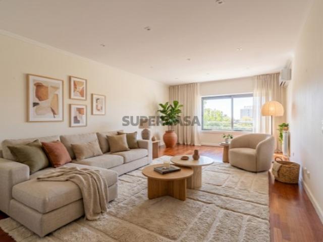 Apartamento T3 em Cidade da Maia